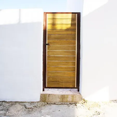 Nyaraló Stefanis Relis House