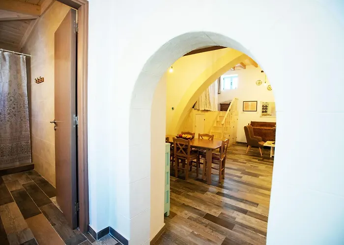 Stefanis Relis House * 阿彻奇洛斯