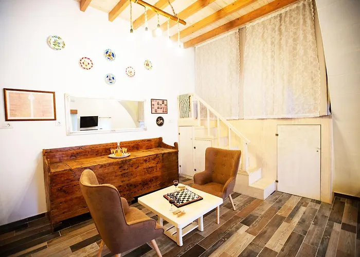 Stefanis Relis House *