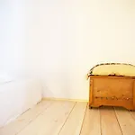 Stefanis Relis House